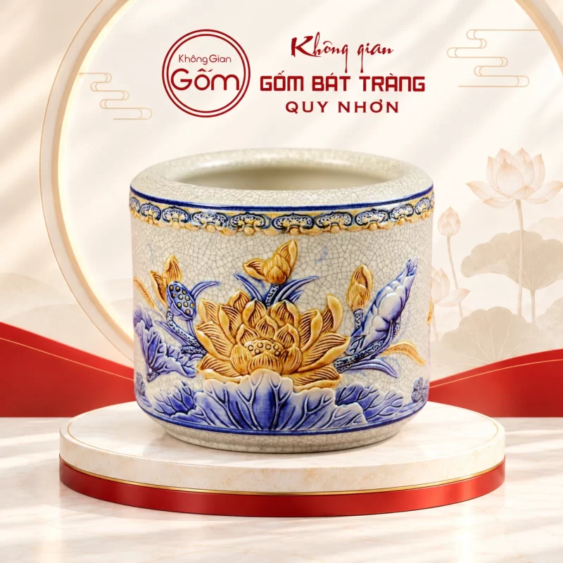 Bát hương men rạn họa tiết sen