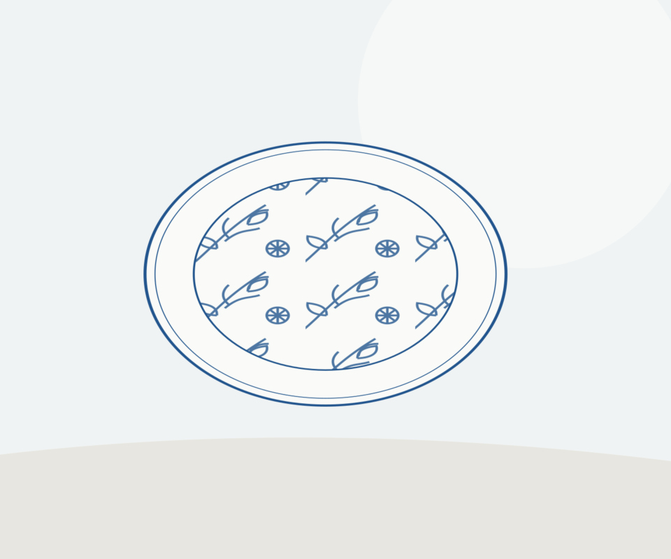 Đĩa oval họa tiết nhành lá – hình minh họa