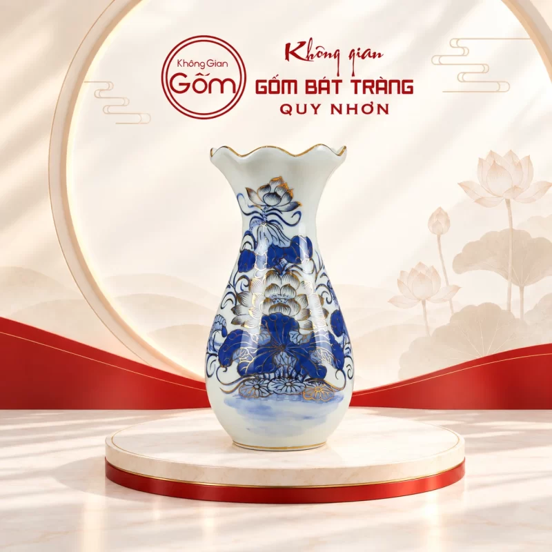 Lọ hoa thờ men lam vẽ vàng họa tiết sen