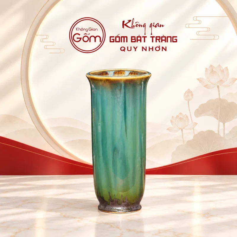 Lọ hoa xanh dáng trụ viền nâu